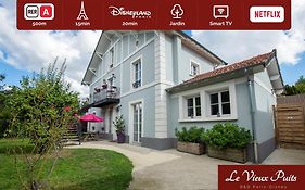 Le Vieux Puits Paris Est Paris-Disney
